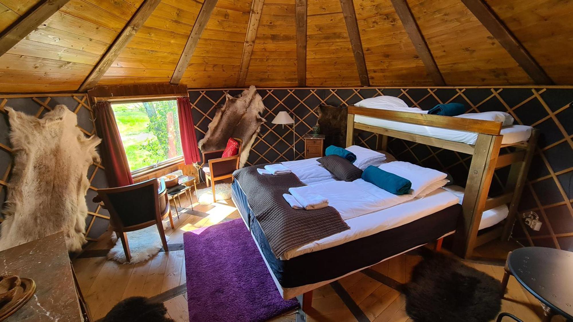 Hardanger Basecamp Hostel Osa Exterior photo