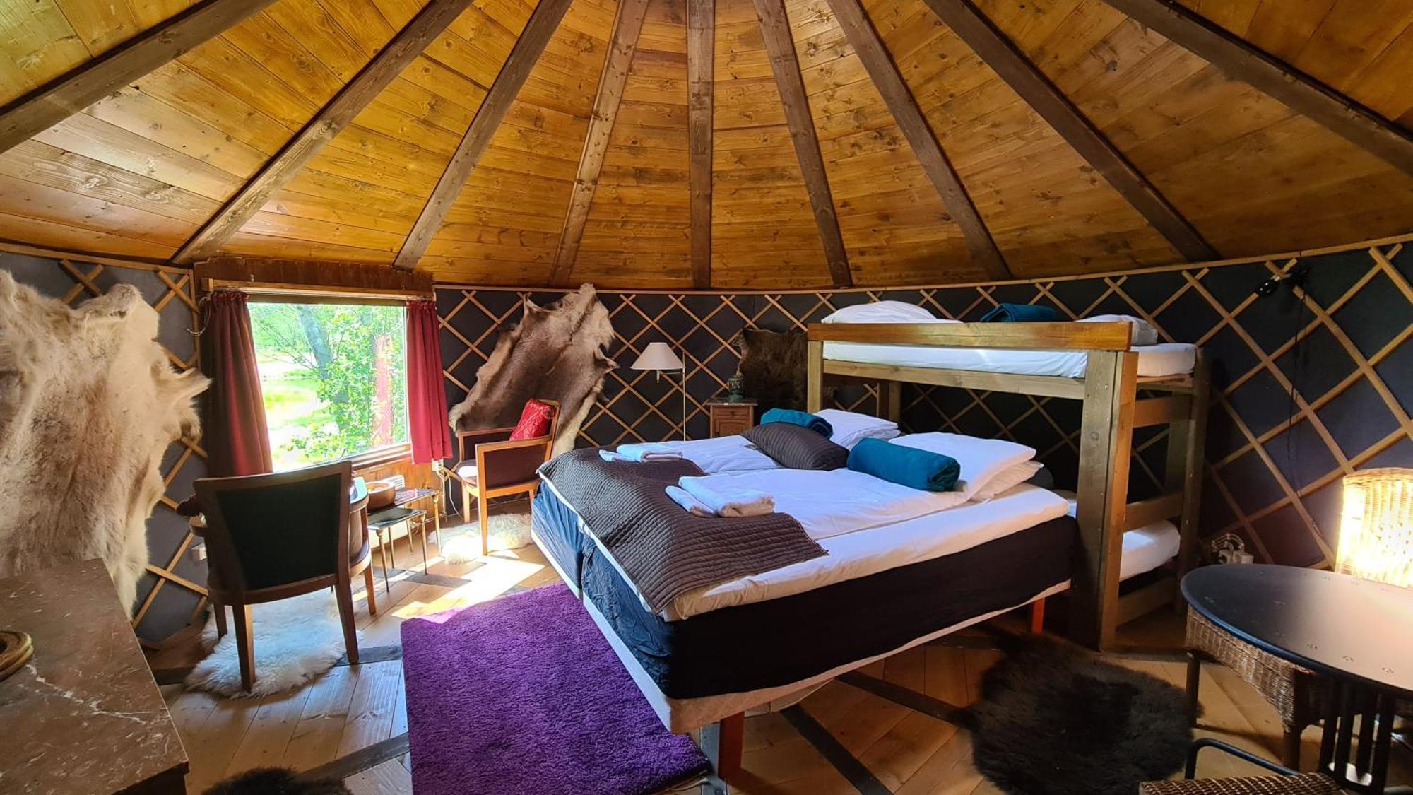 Hardanger Basecamp Hostel Osa Exterior photo